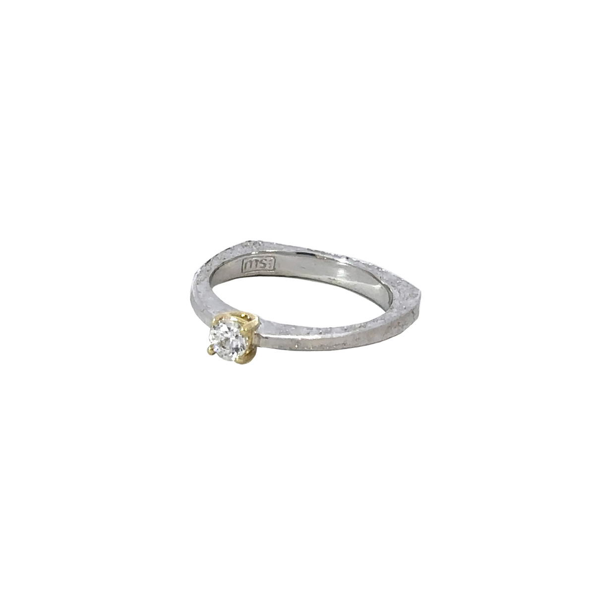 Eco-friendly silver, gold and brilliant ring