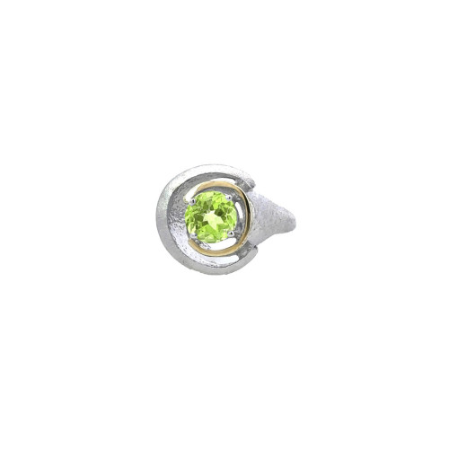 Anillo de plata, oro y peridoto